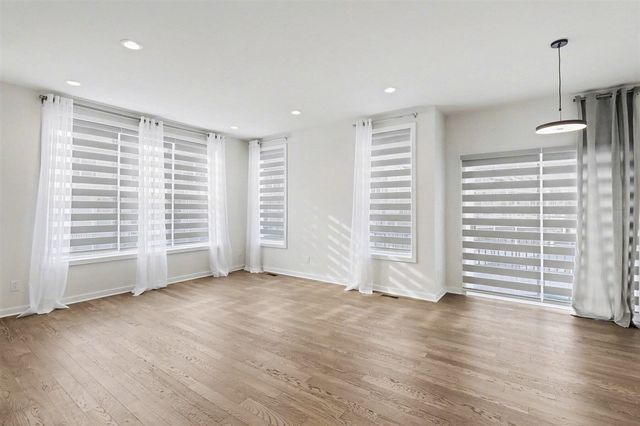 2824 Ridington Road, Ann Arbor, MI 48105