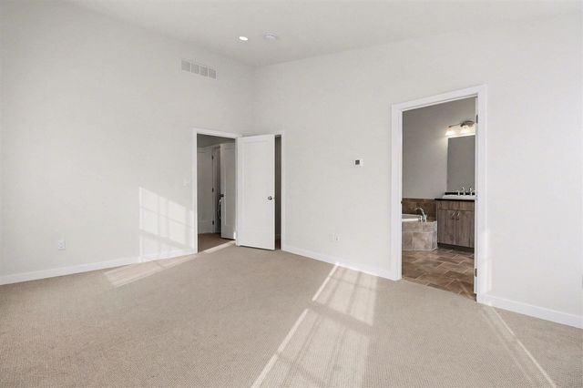 2824 Ridington Road, Ann Arbor, MI 48105