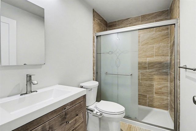 2824 Ridington Road, Ann Arbor, MI 48105