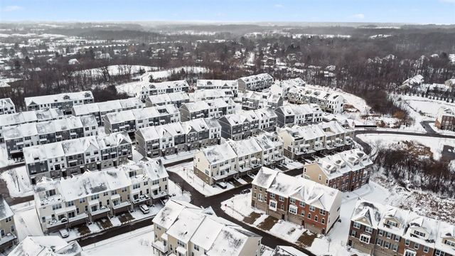 2824 Ridington Road, Ann Arbor, MI 48105