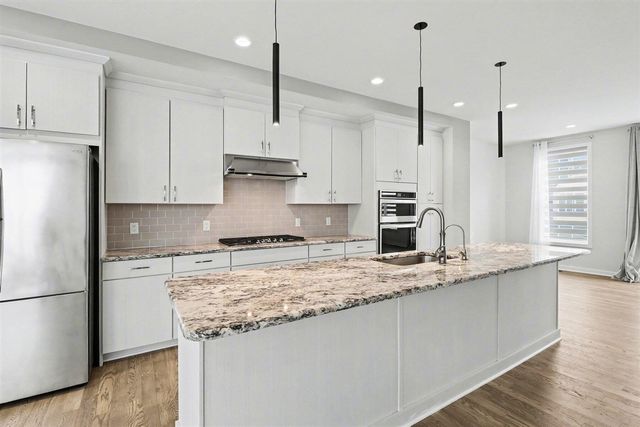 2824 Ridington Road, Ann Arbor, MI 48105