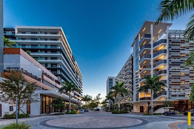2920 NE 207th Street 801, Aventura, FL 33180