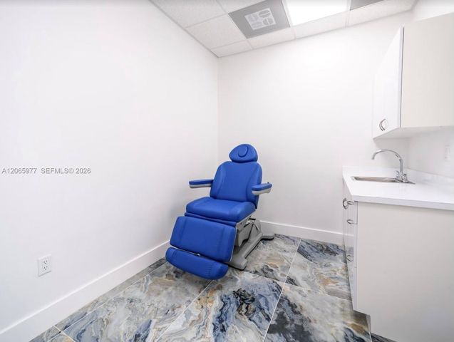 2920 NE 207th Street 801, Aventura, FL 33180