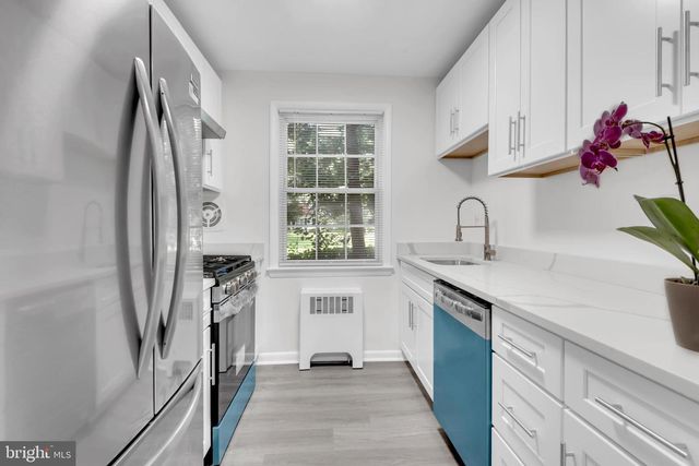 135 TALBOTT ST #135, Rockville, MD 20852
