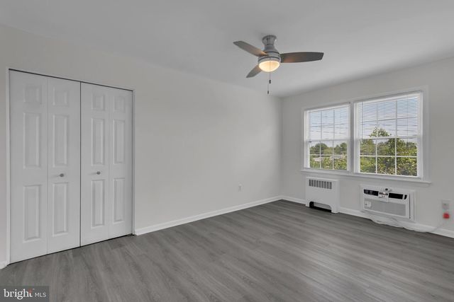 135 TALBOTT ST #135, Rockville, MD 20852
