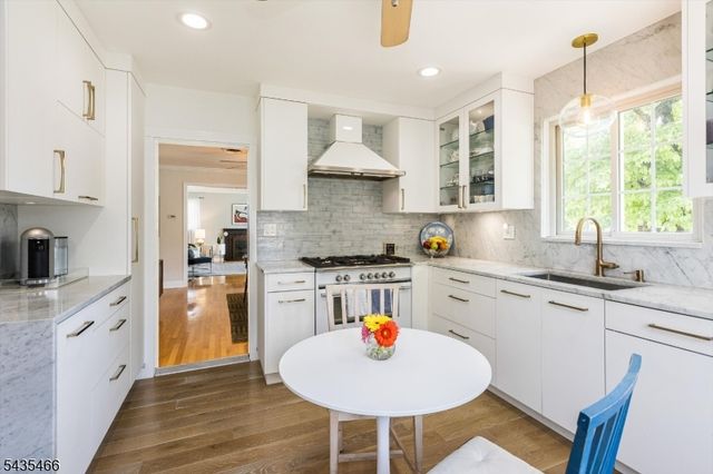 98 Totowa Rd, Totowa Boro, NJ 07512