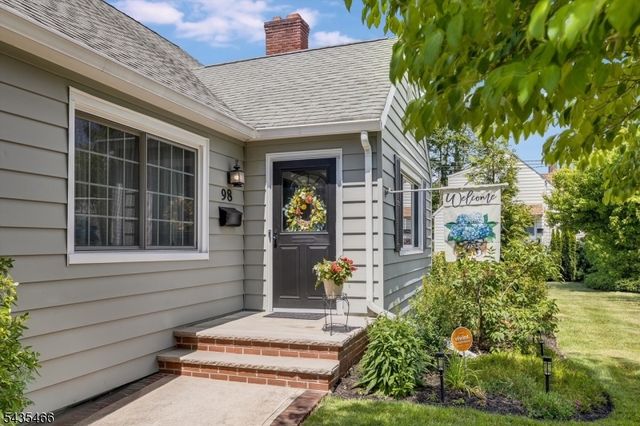 98 Totowa Rd, Totowa Boro, NJ 07512