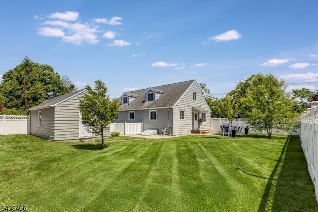 98 Totowa Rd, Totowa Boro, NJ 07512