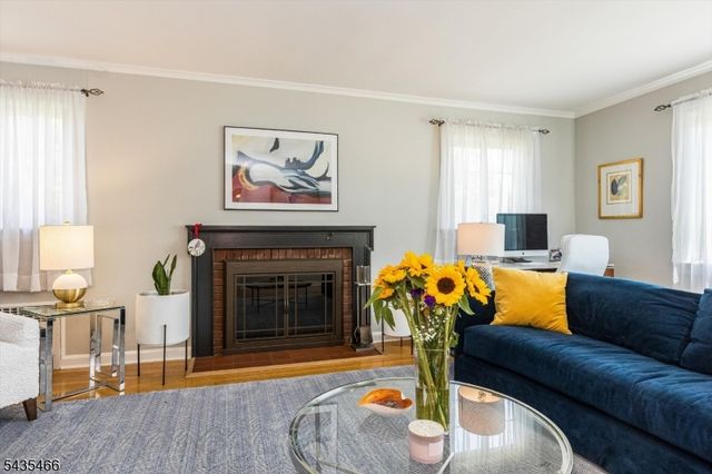 98 Totowa Rd, Totowa Boro, NJ 07512