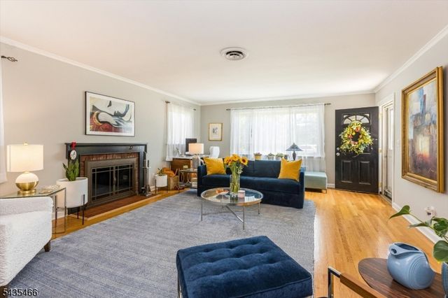 98 Totowa Rd, Totowa Boro, NJ 07512