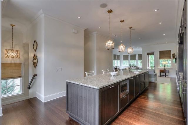 1317 Dover Circle NE, Brookhaven, GA 30319