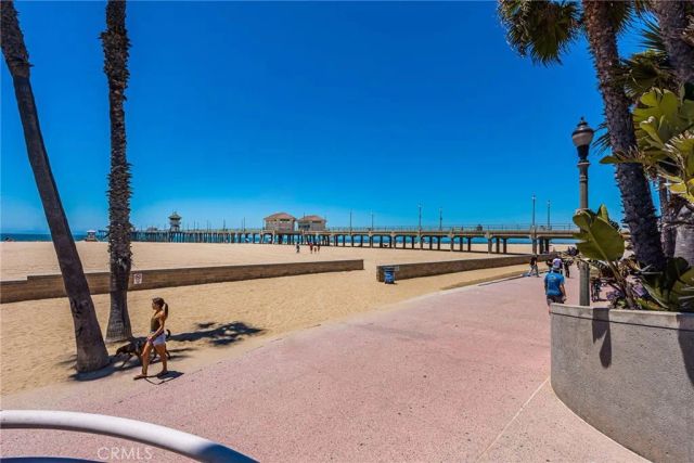 310 Lake Street 301, Huntington Beach, CA 92648