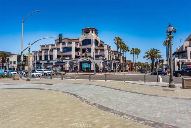 310 Lake Street 301, Huntington Beach, CA 92648