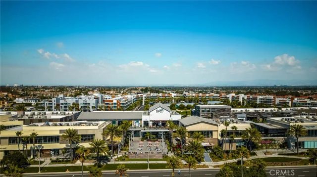 310 Lake Street 301, Huntington Beach, CA 92648