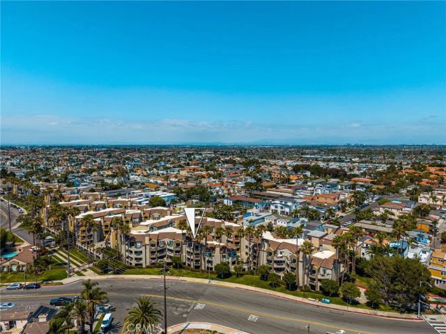 310 Lake Street 301, Huntington Beach, CA 92648