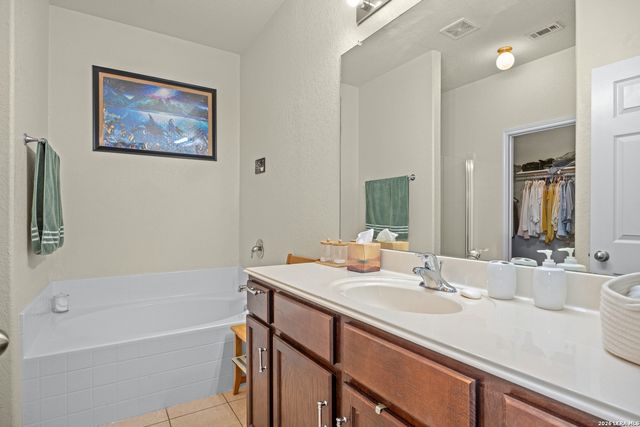 11423 Luckey Ledge, San Antonio, TX 78252