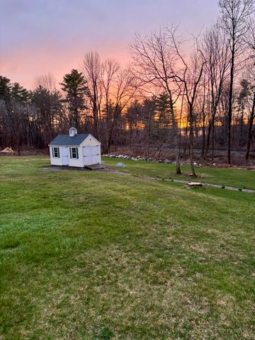 2 Orchard Hill Road, Greenland, NH 03840