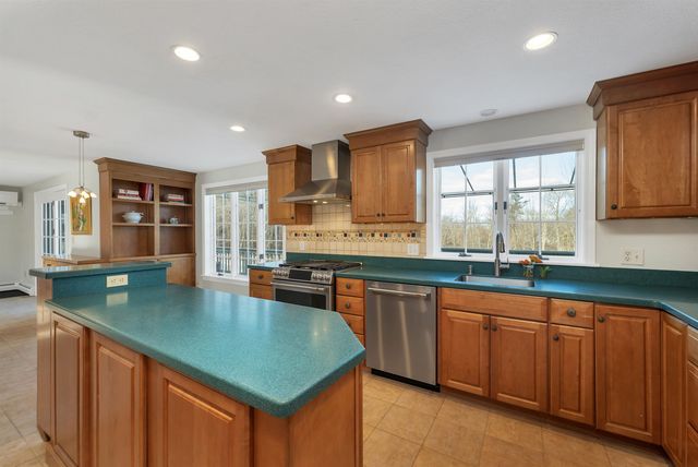 2 Orchard Hill Road, Greenland, NH 03840