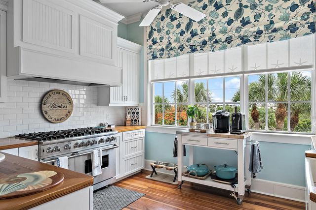 410 Old Towne Lane, Juno Beach, FL 33408