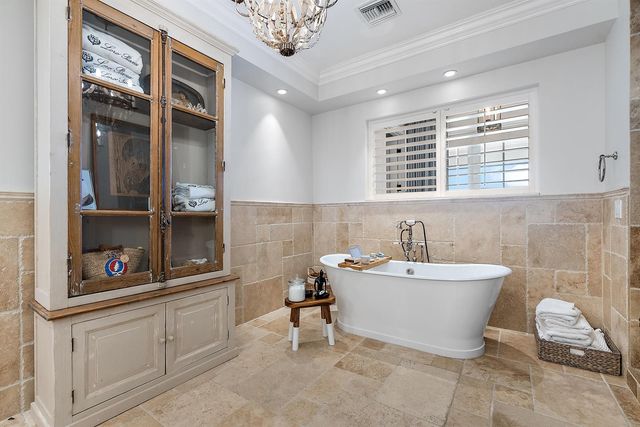 410 Old Towne Lane, Juno Beach, FL 33408