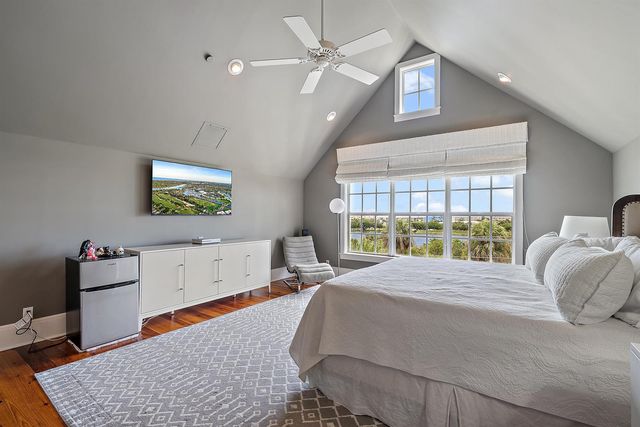 410 Old Towne Lane, Juno Beach, FL 33408