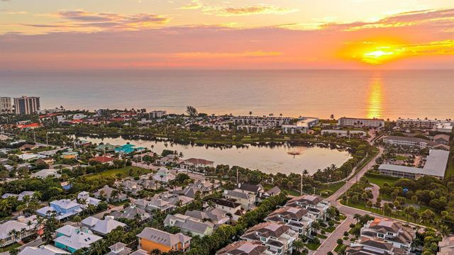 410 Old Towne Lane, Juno Beach, FL 33408