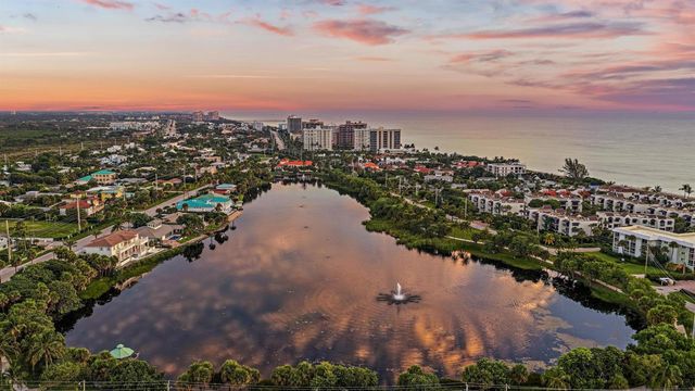 410 Old Towne Lane, Juno Beach, FL 33408