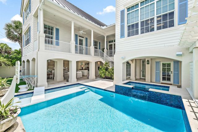 410 Old Towne Lane, Juno Beach, FL 33408