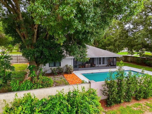 238 COLLEGE GROVE CIRCLE NE, Winter Haven, FL 33881