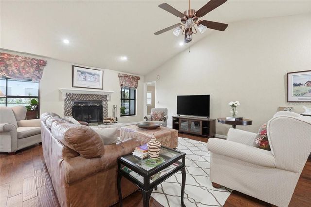 238 COLLEGE GROVE CIRCLE NE, Winter Haven, FL 33881