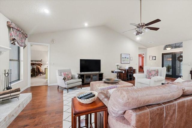 238 COLLEGE GROVE CIRCLE NE, Winter Haven, FL 33881