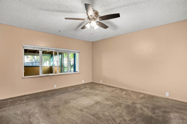 8410 Melrose Dr, Stockton, CA 95210