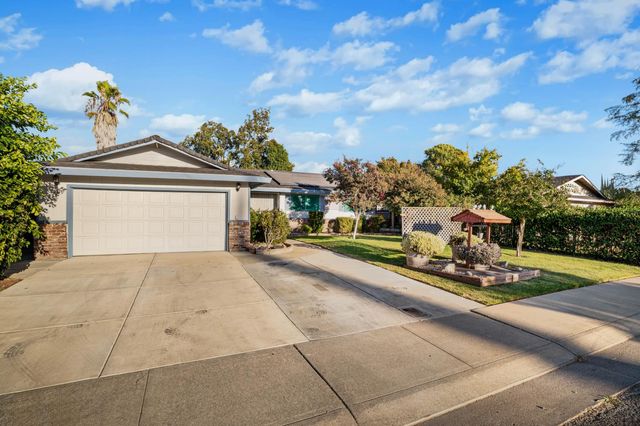 8410 Melrose Dr, Stockton, CA 95210