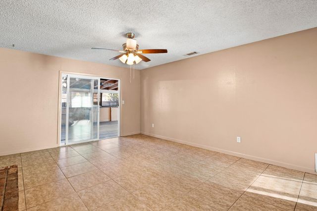 8410 Melrose Dr, Stockton, CA 95210