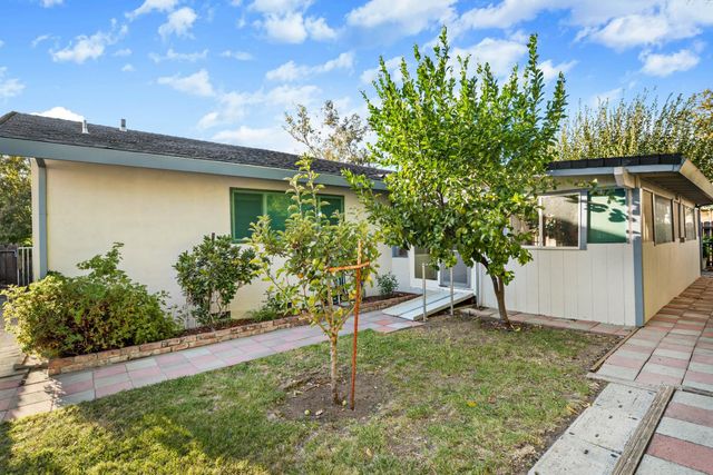8410 Melrose Dr, Stockton, CA 95210