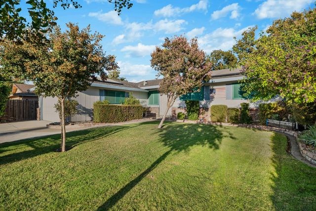 8410 Melrose Dr, Stockton, CA 95210