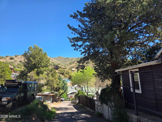 420B Tombstone Canyon, Bisbee, AZ 85603