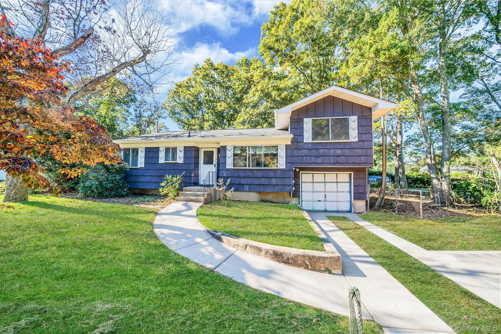54 Mount Sinai Coram Road, Coram, NY 11727 — exterior