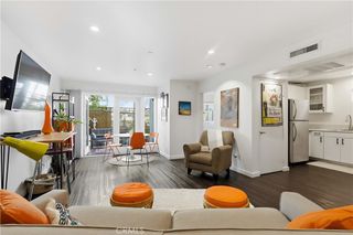 834 E 4th Street 29, Long Beach, CA 90802