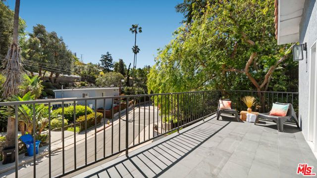 2655 Saxon Drive, Los Angeles, CA 90065