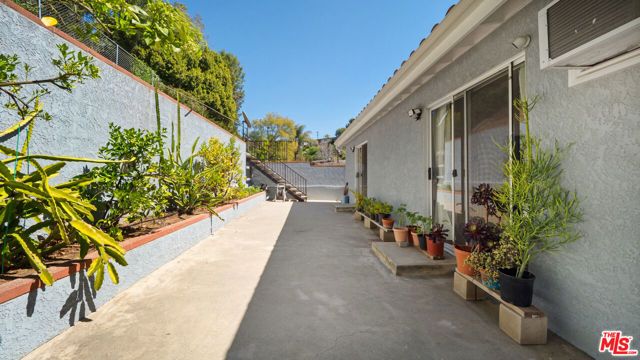 2655 Saxon Drive, Los Angeles, CA 90065