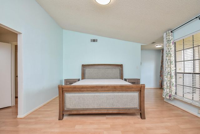 800 Country Place Drive 101, Houston, TX 77079