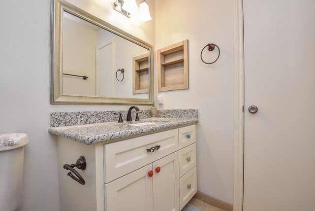 800 Country Place Drive 101, Houston, TX 77079