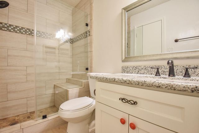800 Country Place Drive 101, Houston, TX 77079