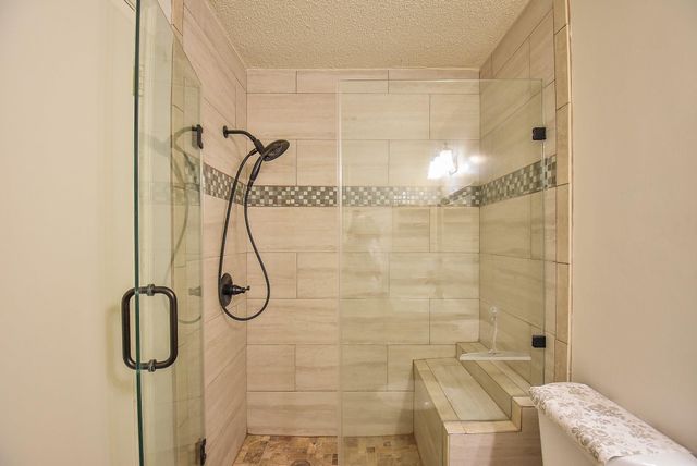 800 Country Place Drive 101, Houston, TX 77079