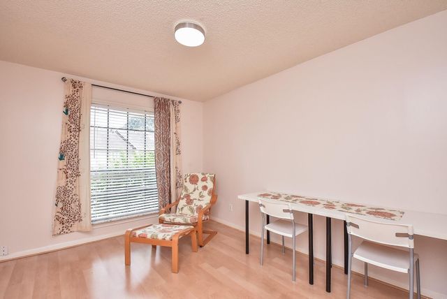 800 Country Place Drive 101, Houston, TX 77079