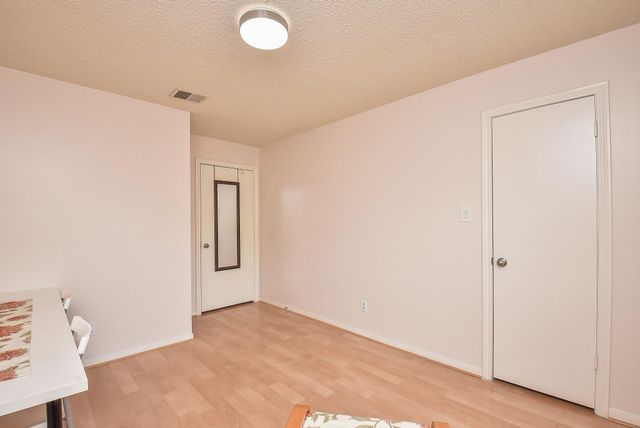 800 Country Place Drive 101, Houston, TX 77079