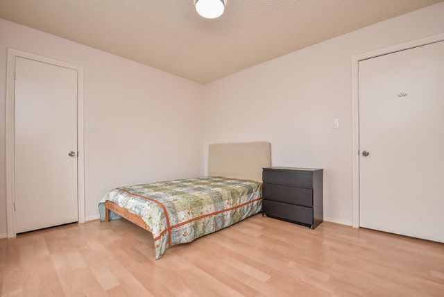 800 Country Place Drive 101, Houston, TX 77079