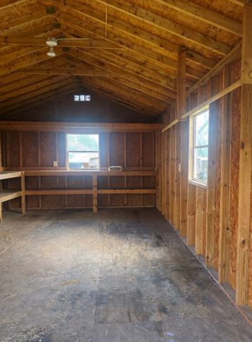 615 Estes St, Smithville, TN 37166