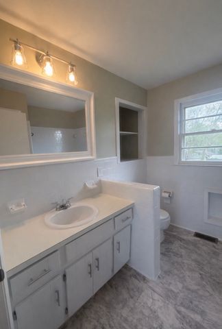 615 Estes St, Smithville, TN 37166